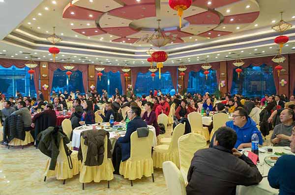 2018衡山藥業(yè)團拜會 1527661881134442.jpg