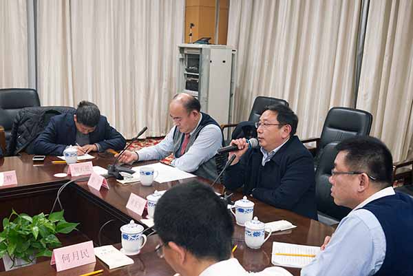 董長(zhǎng)軍董事長(zhǎng)作講話 1527731416955811.jpg